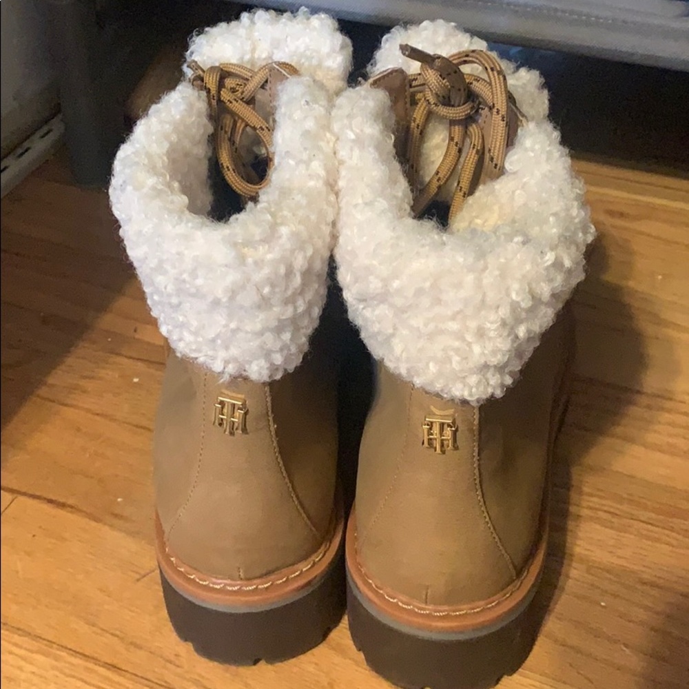 TOMMY HILFIGER Boots